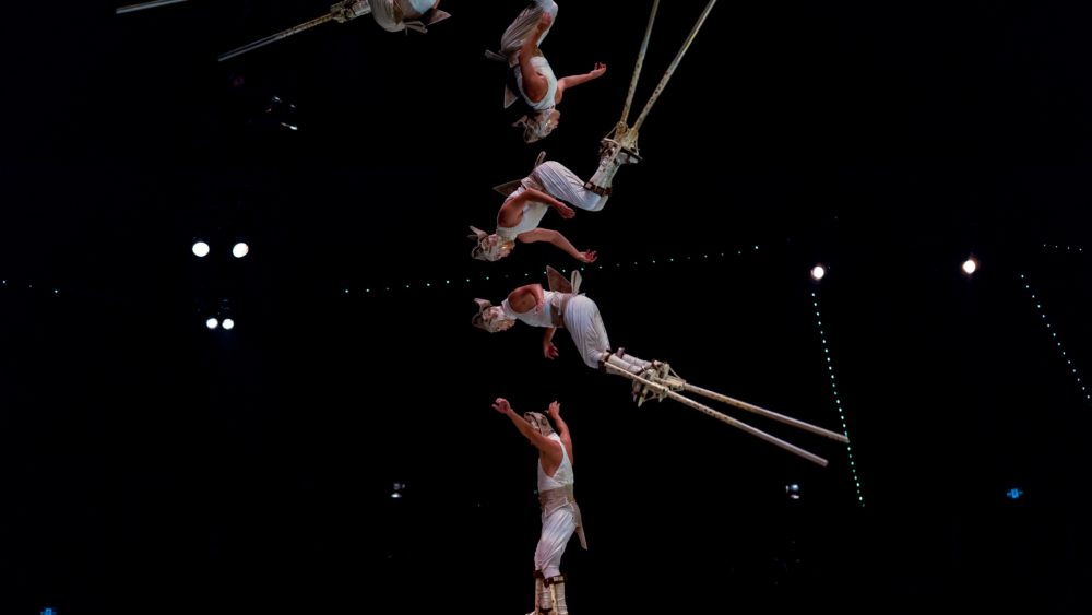 Agile Circus, Photo by WaiSiew on Unsplash